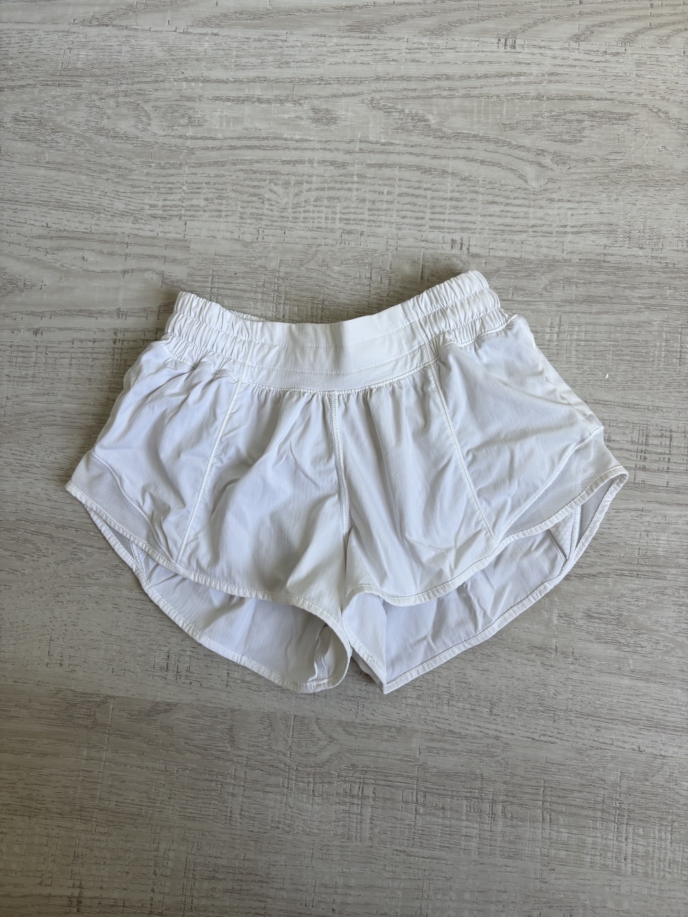 Lululemon LR Hotty Hot Shorts, 2